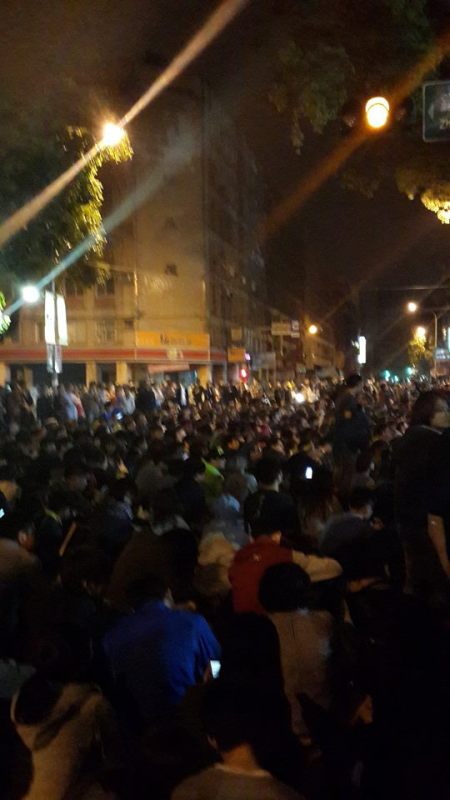 Hung Hung reciting poems at the occupied Legislative Yuan