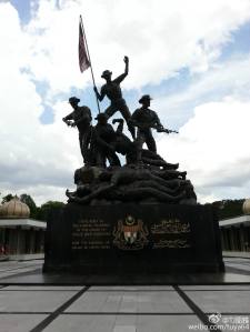 4ab903e9jw1f0n7osq6jwj21kw23uaj9