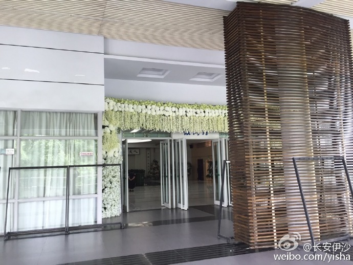 Yi Sha Onkel_Trauerfeier